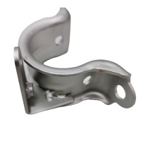 Скоба крепления переднего стабилизатора лев Tesla Model 3 (M3)  1044383-00-B 104438300B 1044383 